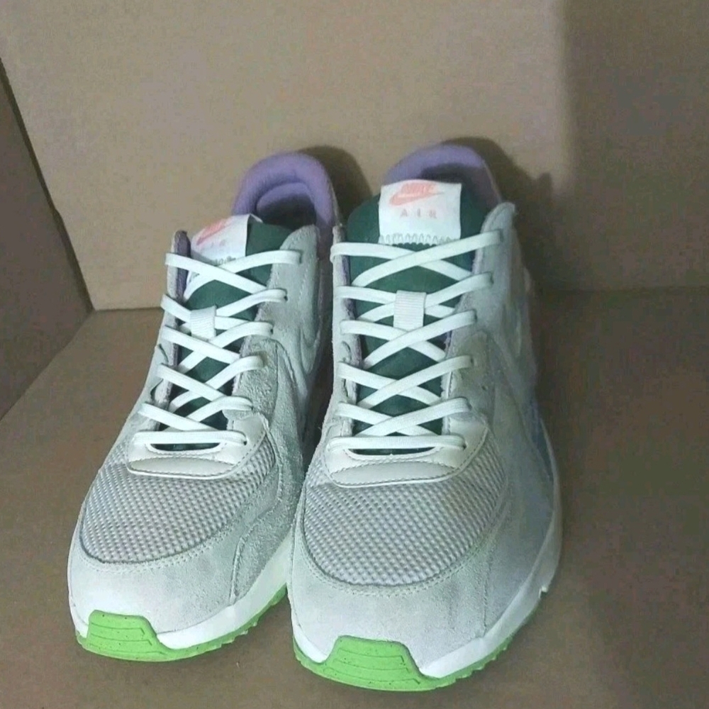 Nike Air Max Sz 12 Womens Excee Gray Blue Pink White Running Walking Sneakers - Picture 4 of 14